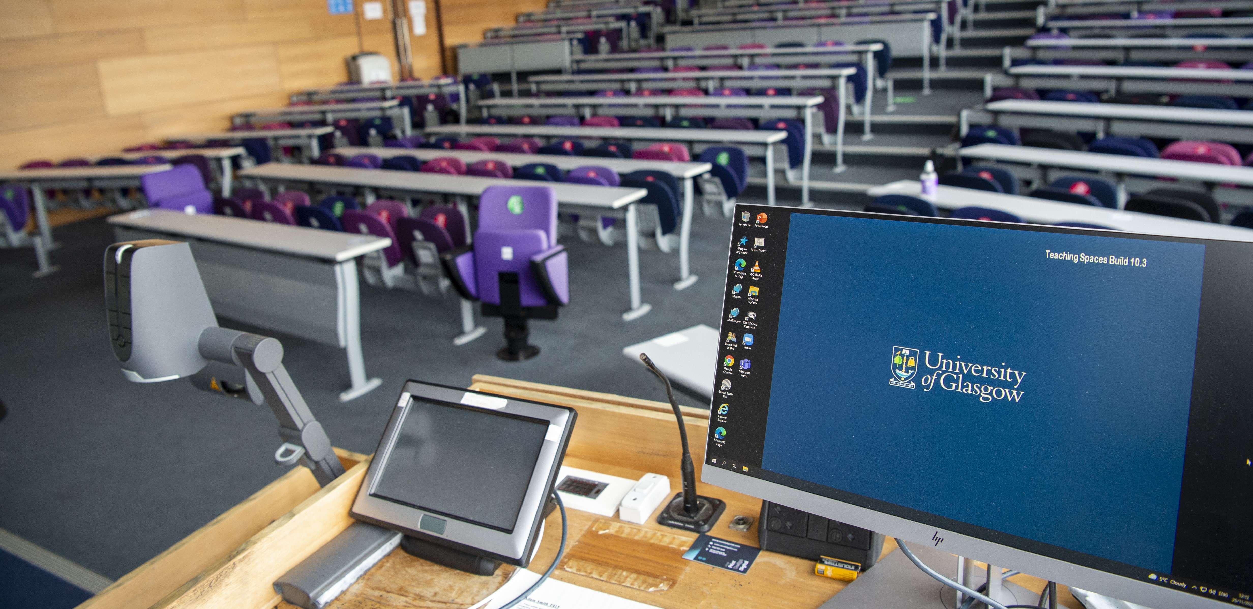 lecture theatre in adam smith building