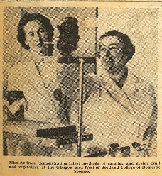 Newspaper cutting, July 1940. Andross’ “Save the Fruit” campaign invited members of the public to have their fruit bottled and canned in the College kitchens for free.