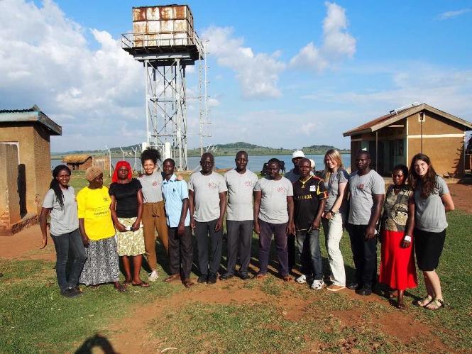 Picture of Tirenekens with large group at water tower