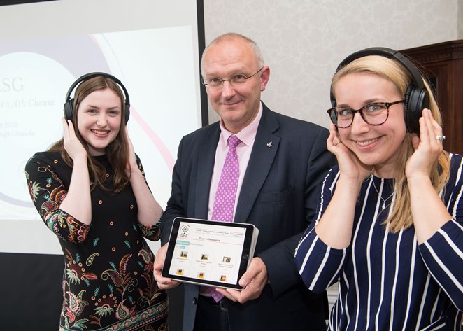 Rob O Maolalaigh with Abi Lightfoot and Eilidh Cormack of DASG