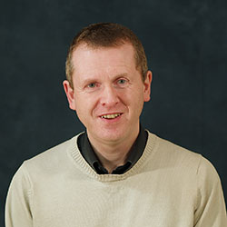 Portrait photo of Professor Sandy Cochran, Co-Investigator on the Ultrasurge programme, based at the University of Glasgow