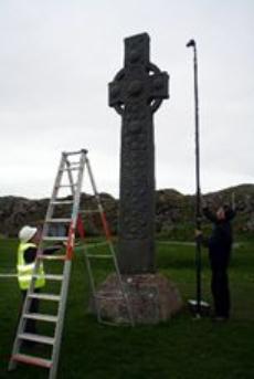 recording standing sculpture