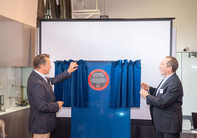 Newcomen Engine plaque unveiling 650 Steph Scholten & Alan Stewart, Chair of the Institution of Mechanical Engineers' Scottish region