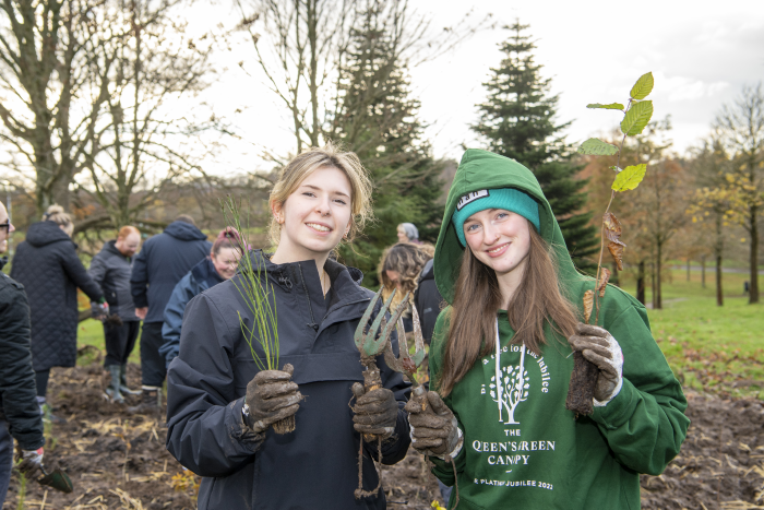 Tiny Forest - Volunteers